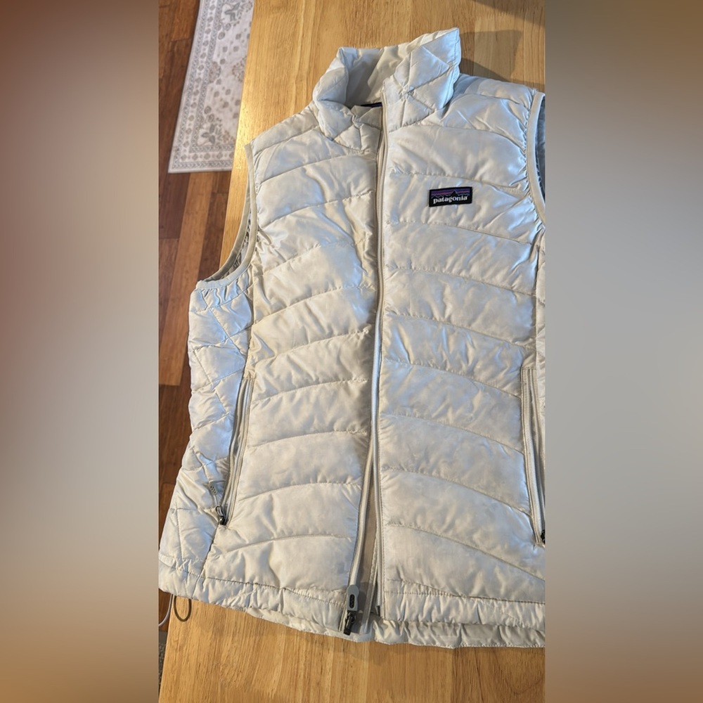 Patagonia Light Gray Puffer Vest